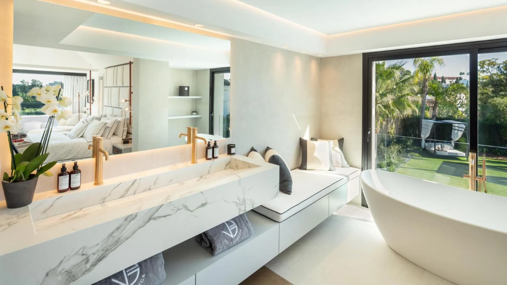 Вилла Vacation Marbella I The Nicklaus Villa, Glistening Heated Pool, Hot Tub, Spa Room, Golf Valley, 5 Min Puerto Banus